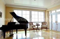 For Sale | Oceanfront | 180o+ Views | Luxury Upgrades | 4-Bedroom plus Maid’s Quarters For Sale | Oceanfront | 180o+ Views | Luxury Upgrades | 4-Bedroom plus Maid’s Quarters