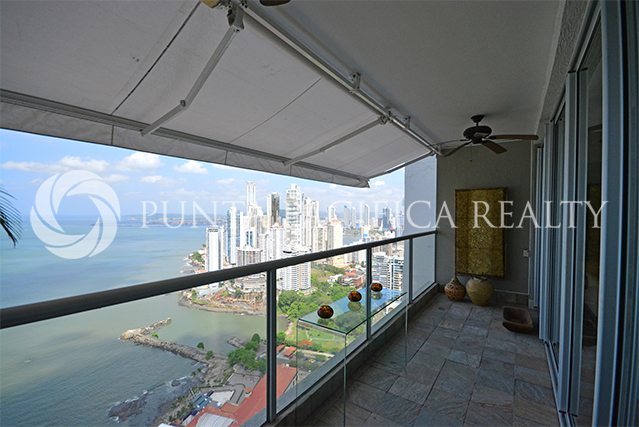 For SALE & RENT | Cosmopolitan View | Unfurnished | 4-Bedroom Apartment in Q Tower