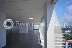 Modern office in F&F Tower Available for Rent
