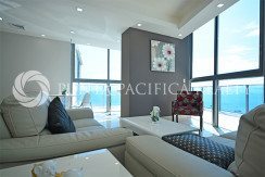 Elegant Grand Tower on a High Floor Available for Rent and Sale Elegant Grand Tower on a High Floor Available for Rent and Sale