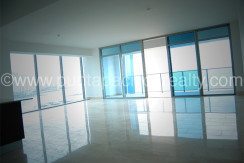 Beautiful Apartment in Grand Tower model L for Sale