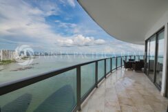 Rented | For Sale | Ocean Views | Spacious 3-Bedroom Apartment in The Ocean Club | The Ocean Club