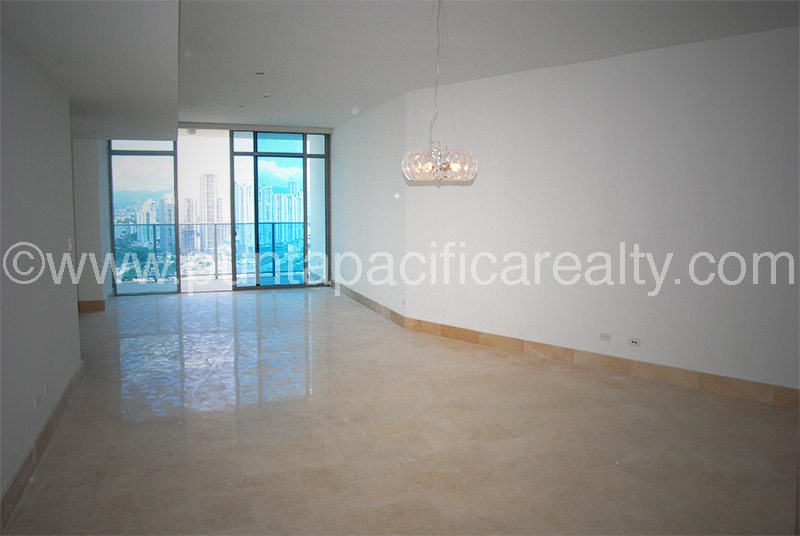 Unfurnished 3-Bedroom Apartment For Rent In Grand Tower