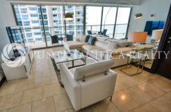 For Rent | Beautiful 2-Bedroom Apartment In The Ocean Club (Trump)