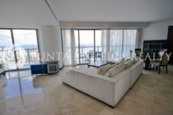 Rented｜2 Bedroom Move-In-Beautiful Unit + DEN | Furnished | The Ocean Club (Trump)