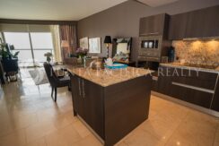 FOR SALE: FINE UNIQUE DECORATION | High-Floor | Furnished Apartment At The Ocean Club (Trump)