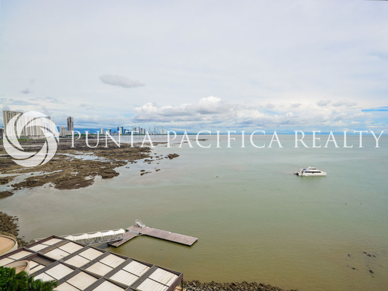 For Rent | SPACIOUS BAYLOFT | Full Sizes 1-BEDROOM at Trump Ocean Club