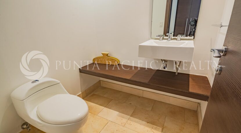 TOC0322-2903bathroom#16Toc