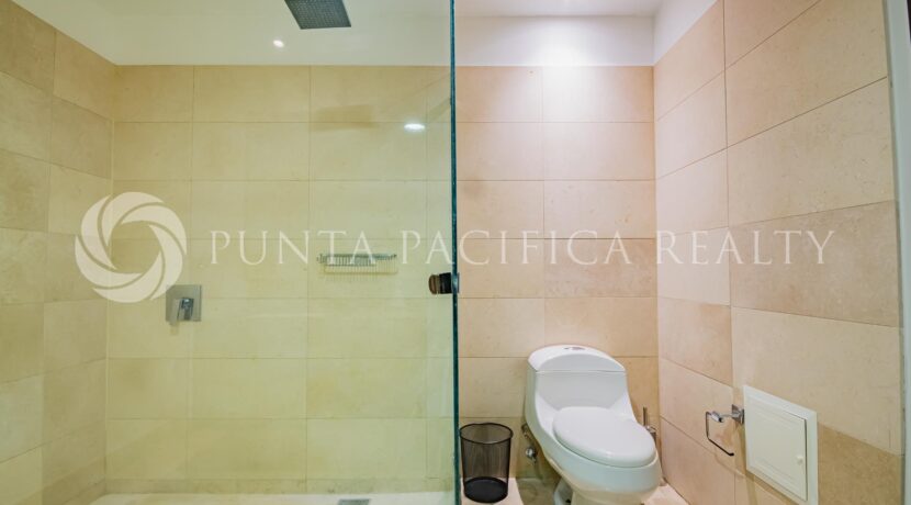 TOC0322-2903bathroom#4Toc