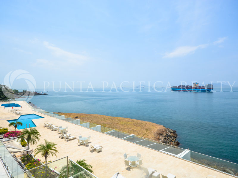 For Rent Spacious Layout 2Bedroom Unit at Naos Harbour Island