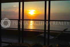 FOR SALE | RENTED Investment Opportunity | Ocean View | Modern Finishings | Bayloft In Ocean Club (Trump) – JW Marriott FOR SALE | RENTED Investment Opportunity | Ocean View | Modern Finishings | Bayloft In Ocean Club (Trump) – JW Marriott