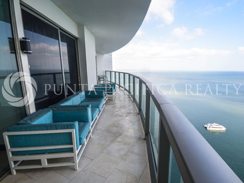 For Sale | Modern Furnished | Luxurious Property | Panoramic Views | 2-Bedrooms + Den At The Ocean Club (Trump)