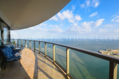 JUST SOLD | HIGH-FLOOR, GREAT VIEWS | 2-Bedrooms Plus Den at The Ocean Club (Trump)