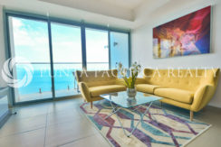 **FOR RENT** Fantastic 1 Bedroom High Floor Unit at Naos Harbour Island