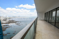 Rented & For Sale | Unfurnished | Above 20th Floor | Ocean View | 2-Bedroom Apartment – In The Ocean Club (Trump)