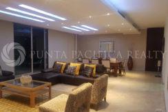 FOR SALE | Motivated Seller | Elegant Design | Large Layout | Cosmopolitan View | 3-Bedroom Apartment In Aqualina Tower FOR SALE | Motivated Seller | Elegant Design | Large Layout | Cosmopolitan View | 3-Bedroom Apartment In Aqualina Tower