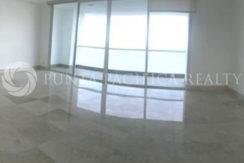 For Sale: Large Layout | Ocean View | 3-Bedroom + Den Apartment In Acqua For Sale: Large Layout | Ocean View | 3-Bedroom + Den Apartment In Acqua