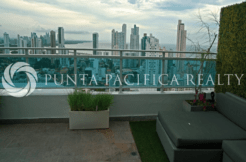 For Rent & Sale: Elegant And Spacious Layout | Central Location | 3-Bedroom Apartment in Premium Tower For Rent & Sale: Elegant And Spacious Layout | Central Location | 3-Bedroom Apartment in Premium Tower