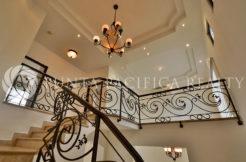 For Rent & for Sale | Stunning 3-Bedroom Mansion in La Antigua – Costa del este