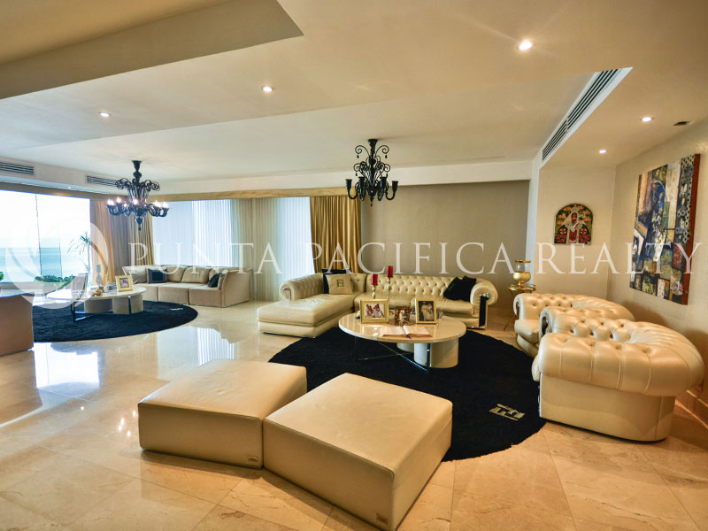For Rent & For Sale | Elegant 4-Bedroom Apartment with Spectacular Ocean Views