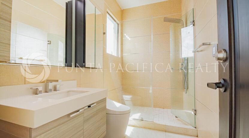 VEN1014-21A0bathroom#7Venetian14A