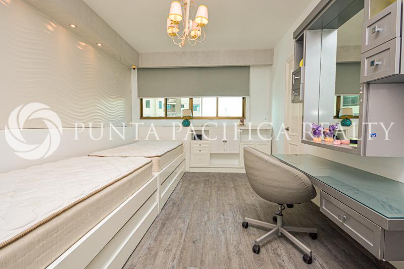 For Rent FullyFurnished 3Bedroom Apartment in Ocean Park , Panama Real Estate via Punta