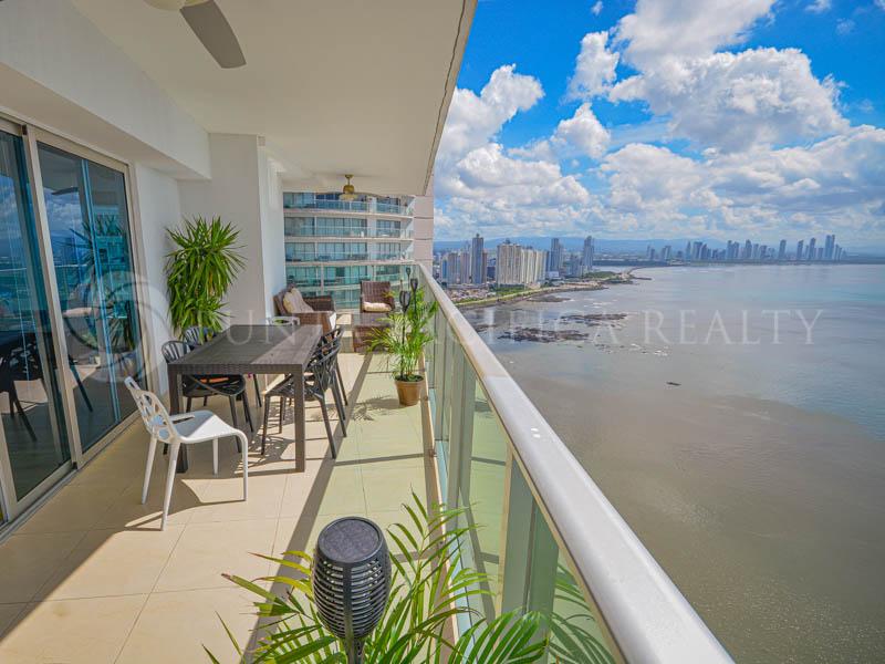 For Sale | Beautifully Furnished | Ocean views | 2Bed + Den apartment in P.H. Oasis