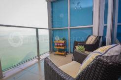 For Sale | 1-Bed + Den apartment | Ocean Views in P.H. Oasis on the Bay
