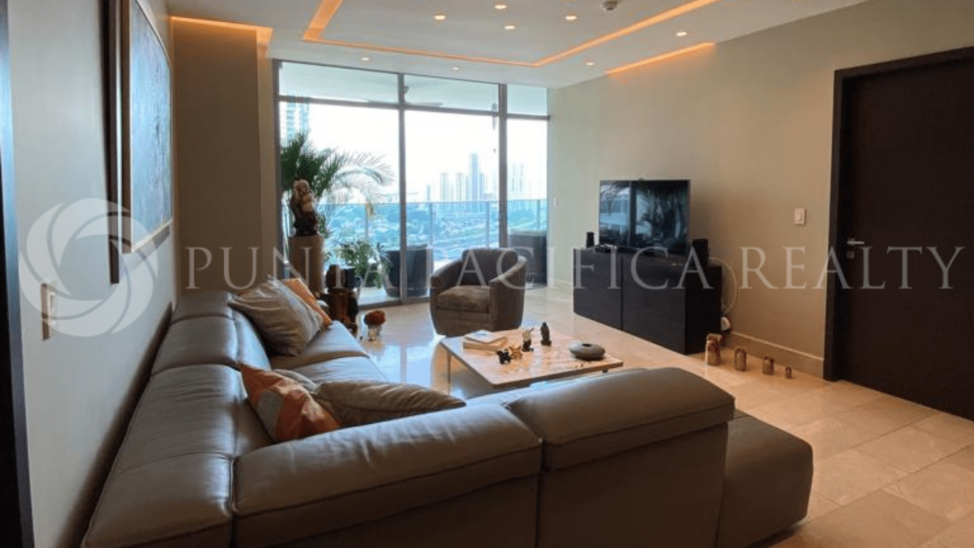 Rented Furnished and Modern decoration 2Bedroom Apartment At Grand