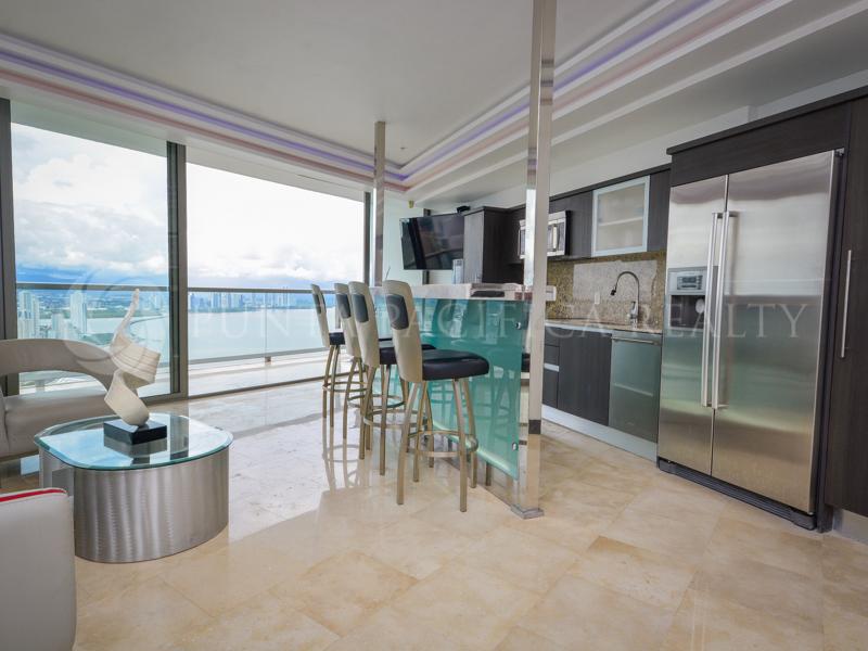 FOR SALE | Stunning Ocean Views | 1-Bedroom Apartment At The Ocean Club