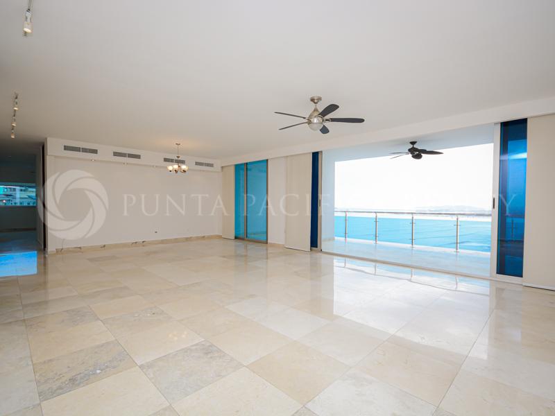 For Sale | Blank canvas | 3-Bedroom apartment | Ocean Views | P.H Aqualina