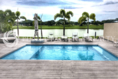 For Rent & For Sale | Elegant 5-Bedroom Villa in Ocean Lake