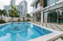 For Rent | For Sale | 4-Bedroom Ground Floor | Luxurious | Private Pool And Terrace In PH 65