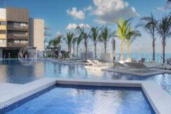 For Sale | 2 Bedroom Apartament | Deluxe Oceanfront Amenities | Seascape, Ocean Reef Island