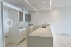 2 kitchen - 1