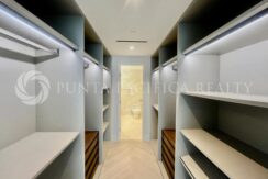 4 master closet - 1