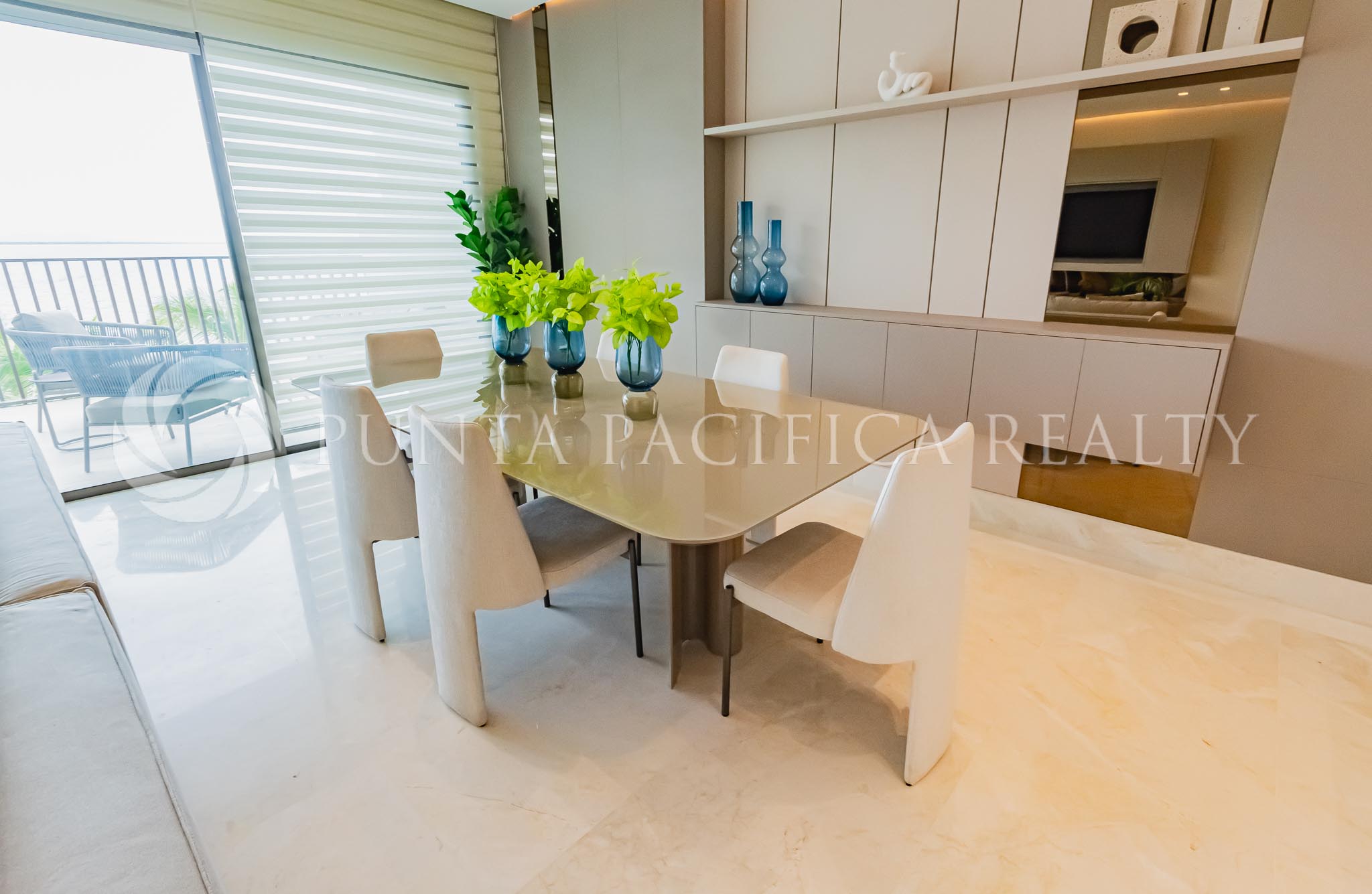 For Rent Exquisite 2Bedroom Apartment Unique and Exclusive Project