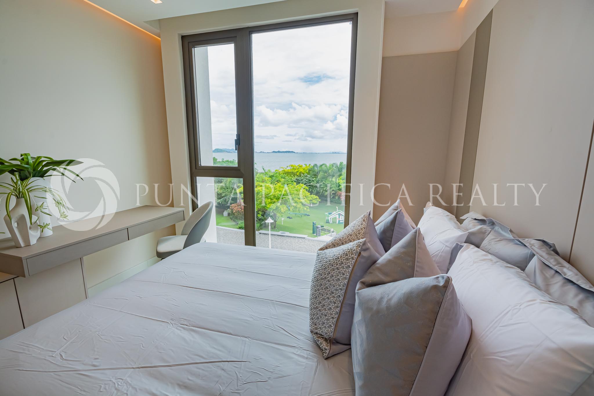 For Rent Exquisite 2Bedroom Apartment Unique and Exclusive Project