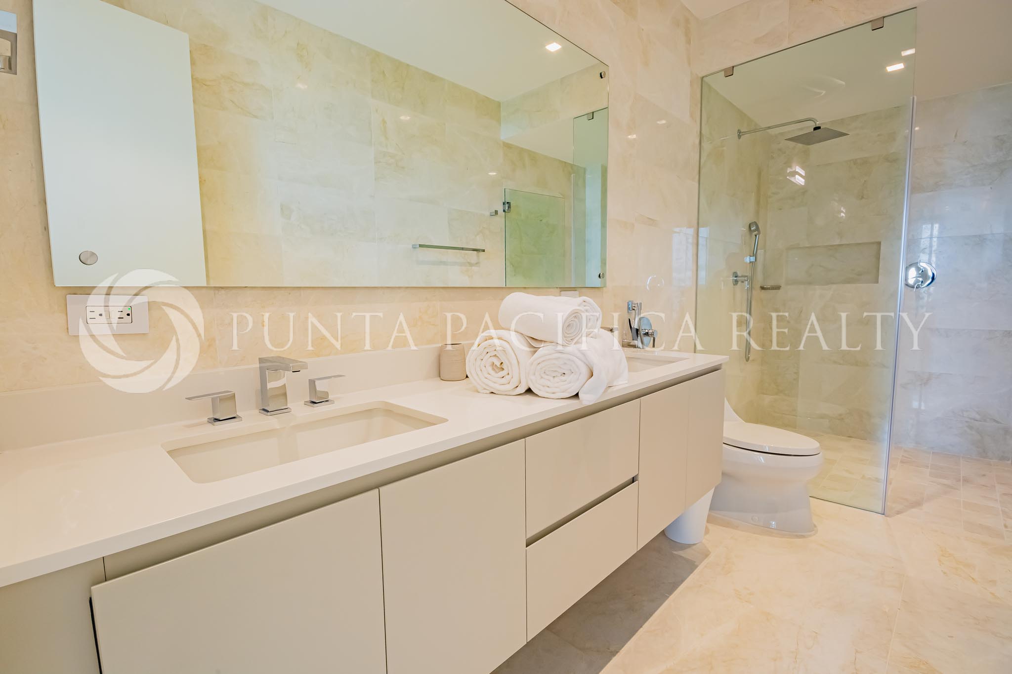 For Rent Exquisite 2Bedroom Apartment Unique and Exclusive Project