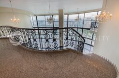 For Sale | 2 Level Penthouse In PH Royal Palace | Great Location | Amazing View For Sale | 2 Level Penthouse In PH Royal Palace | Great Location | Amazing View
