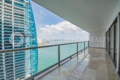 Rented| Unfurnished Flat Offering A Sizable Layout And Ocean Views | 2-Bedroom Apartment In The Ocean Club (Trump) – Panama