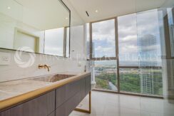 FEN2423-033Abathroom#8LaMaison23A