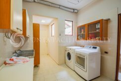 CD2449-0309laundryroom#13CaminodeCruces49