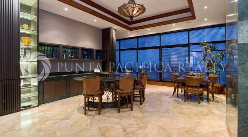 PAM2433-0400livingroom#10Panamar33