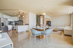 Rented | Stylish 2 Bedroom Apartent | Ocean View | The Regent