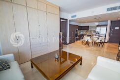 TOC2443-0405livingroom#10TOC