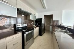 VDM2407-030Ckitchen#1VillaDelMar7C