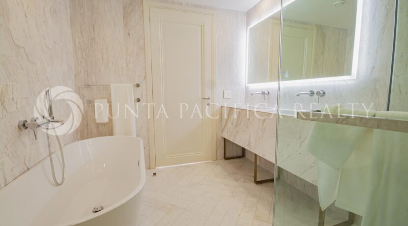 W&Y2414-04E2bathroom#5W&Y