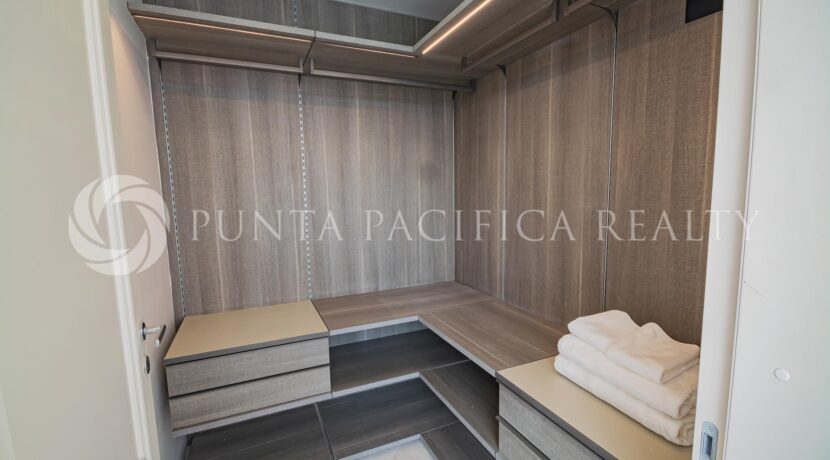 W&Y2414-04E2closet#6W&Y