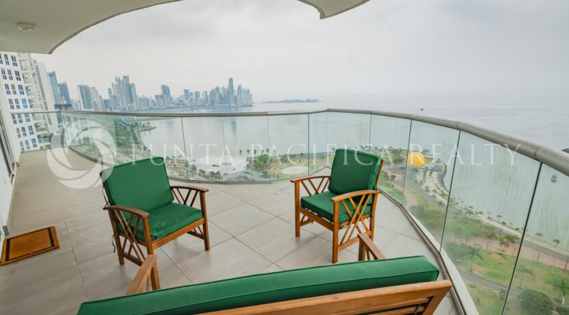 TDS2423-0401balcony#11TheSands